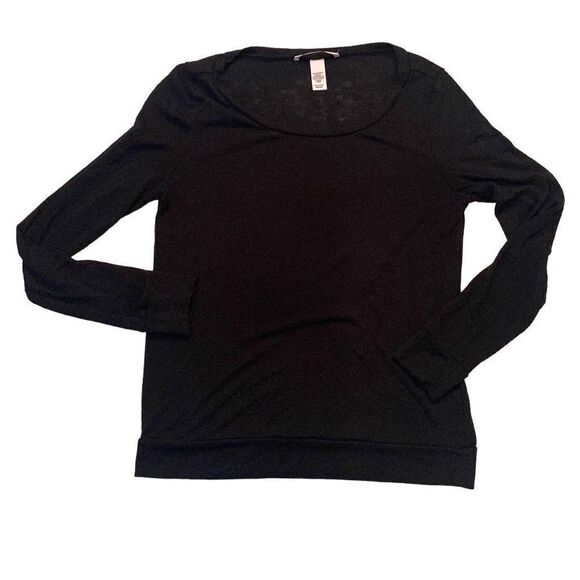 Victoria’s Secret Sweater - Picture 1 of 5